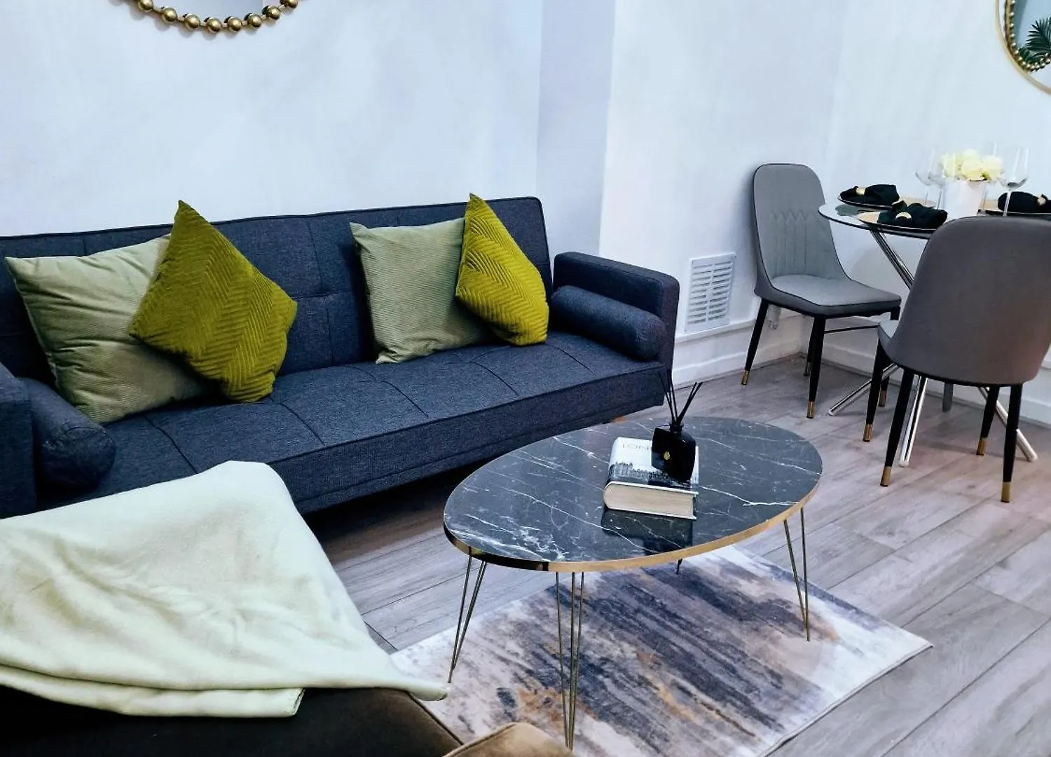 1 Bedroom Flat London 0*,  United Kingdom